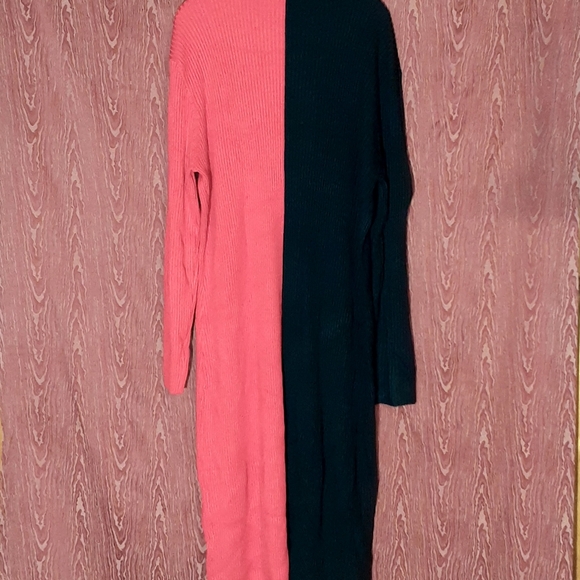 Delta Sigma Theta Red/Black Sweater Turtle Neck Dress Embroidered Size XXXXL New - Picture 3 of 11